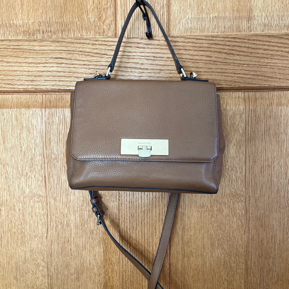 Michael Kors Callie beautiful brown pebbled leather bag